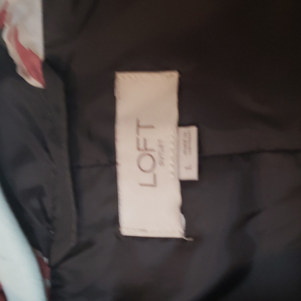 Vest - Picture 2 of 3